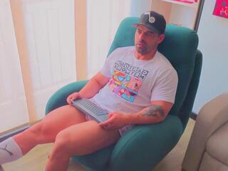 Andrew Fame webcam model stream image