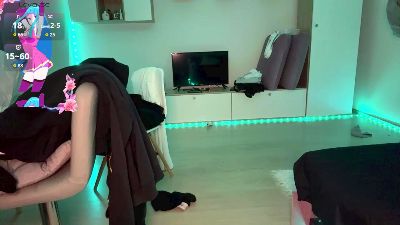RoseReddish webcam model stream image