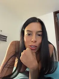 kamivolkano webcam stripchat model stream image