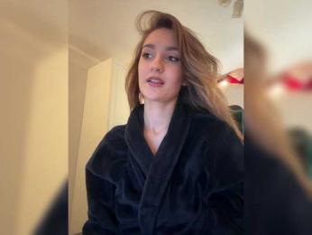 -Lana-Chester- webcam bongacams model stream image