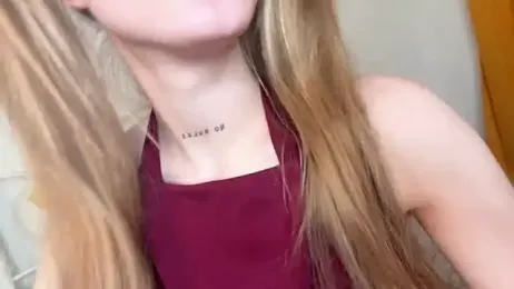 Catrinee webcam model stream image