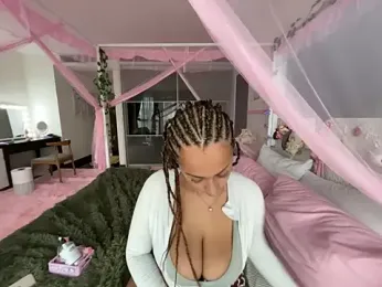 Naomisroom webcam model stream image
