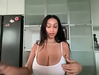 Naomisroom webcam stripchat model stream image