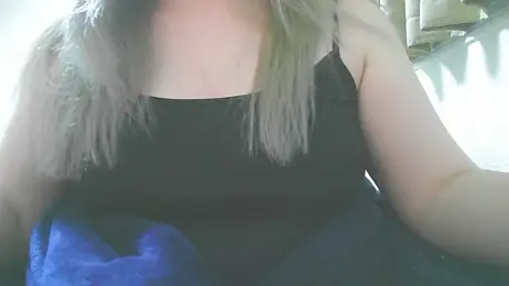Remi_official webcam model stream image