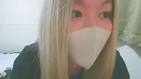 Remi_official webcam model stream image