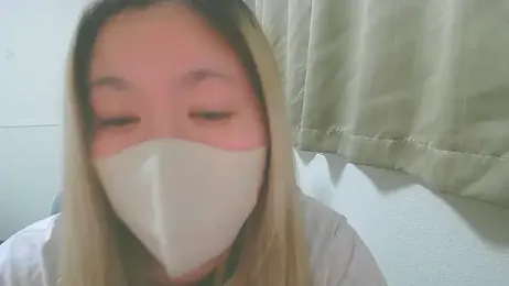Remi_official webcam model stream image