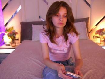 CuteeFoxy webcam model stream image