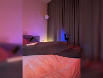 Vilgelmina webcam model stream image