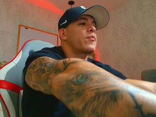 Alan Thompson webcam flirt4free model stream image