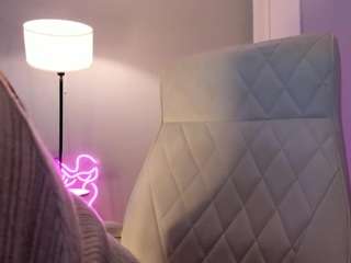 akura011 webcam model stream image