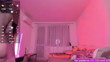 GabrielaLove_ webcam model stream image