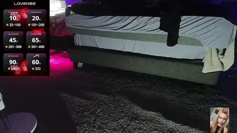 Blondiewithanass webcam stripchat model stream image