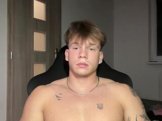 Knox Savage webcam model stream image