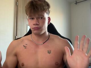 Knox Savage webcam model stream image