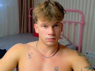 Knox Savage webcam model stream image