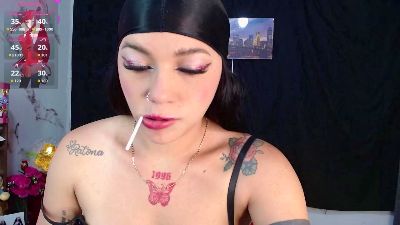 Sari__ webcam model stream image