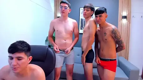 Bigest_boysW webcam model stream image