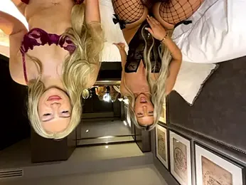 Laceyvipx webcam model stream image