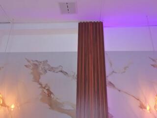 Miia Lovely webcam model stream image