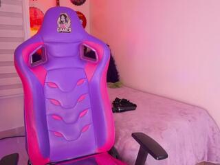 Madelyn Rose webcam model stream image