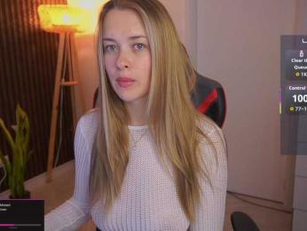 DanikaDillan webcam model stream image