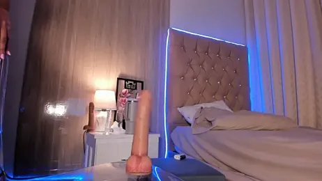 Maddyluxe webcam model stream image