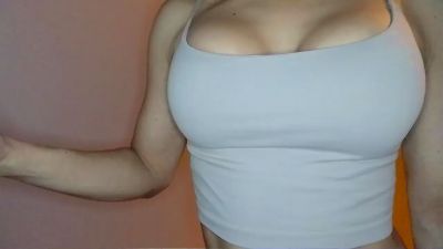 IslandJewel webcam model stream image
