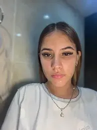 MiluRossee webcam stripchat model stream image