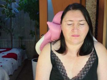 Tatka18111 webcam bongacams model stream image