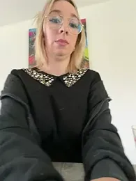 Giuliana_baby webcam model stream image