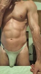 Gil_Hot_ webcam model stream image
