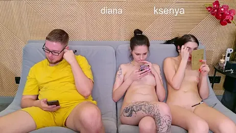 Ksenny webcam model stream image