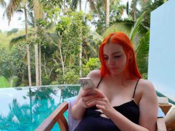 YourDreamWoman webcam model stream image