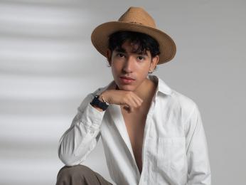RickFlame webcam model stream image