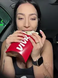 KimArts webcam model stream image