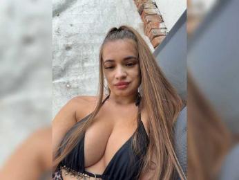 ------_ webcam model stream image