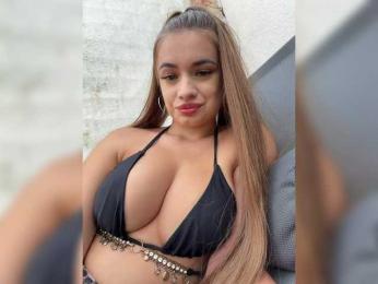 ------_ webcam model stream image