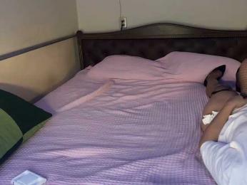 OxiXLove webcam model stream image