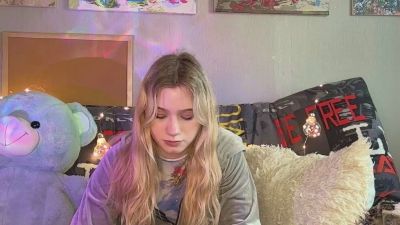 AyanaNanney webcam model stream image