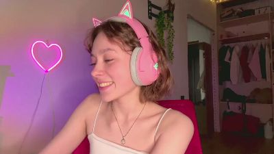 AvaCua webcam model stream image