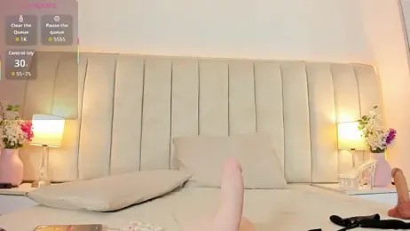 EllaaThorne webcam model stream image