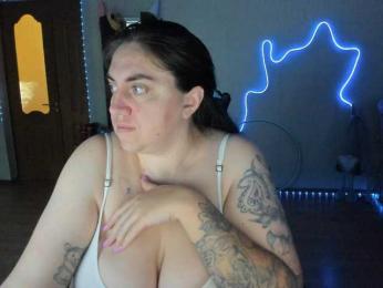 UkraineGirl webcam model stream image