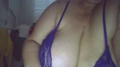 leshj webcam model stream image