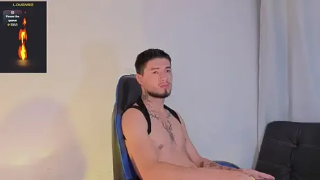 EdwardRoss_ webcam model stream image