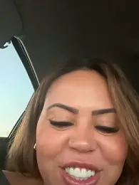 lariic webcam stripchat model stream image