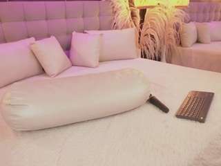 bellat-slatin webcam model stream image