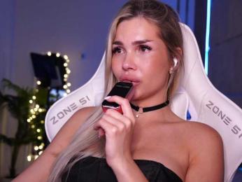 AlexaS_ webcam model stream image