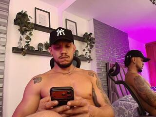 Aron Tayler webcam model stream image