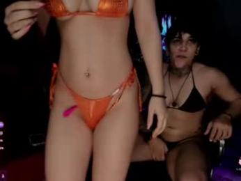 zhoestrong webcam chaturbate model stream image