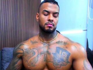 Darius Ions webcam model stream image